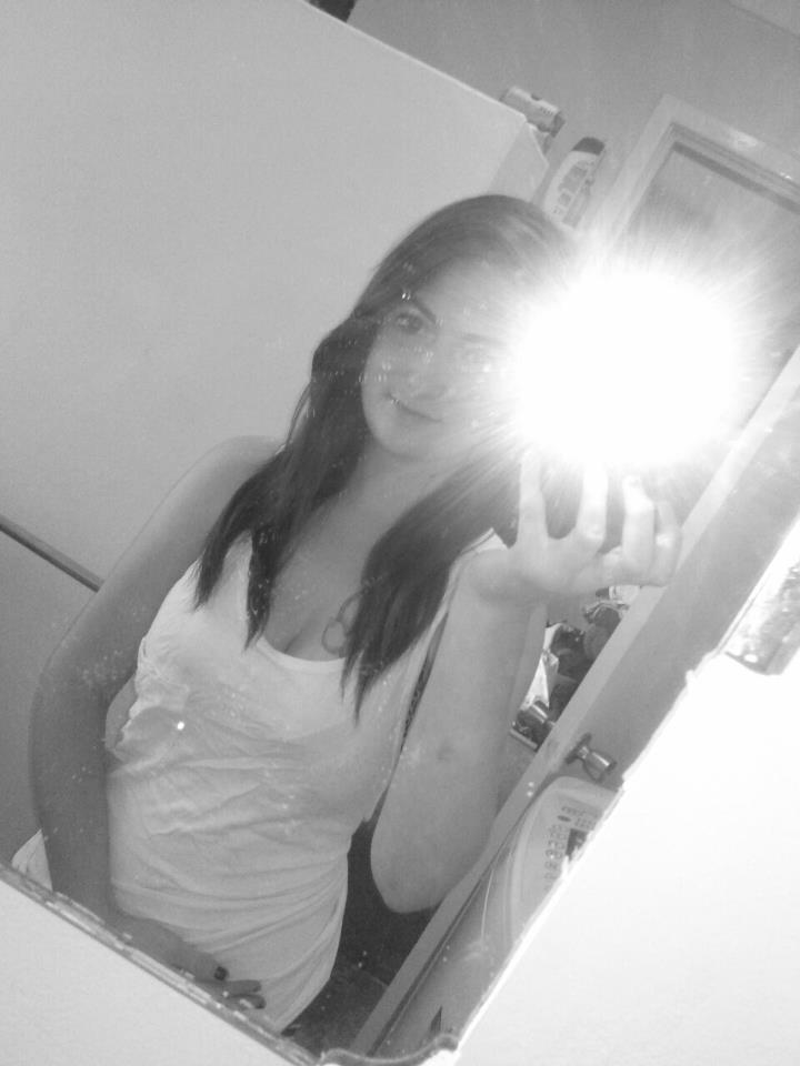 522737_293849854068648_174390936_n